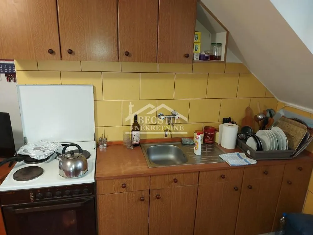 Prodaja, kuća, 259m², Krnjaca, Palilula Sve Podlokacije
