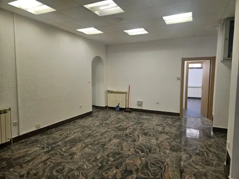 Rent, office space, 191m², Ljubović, Podgorica - image 2