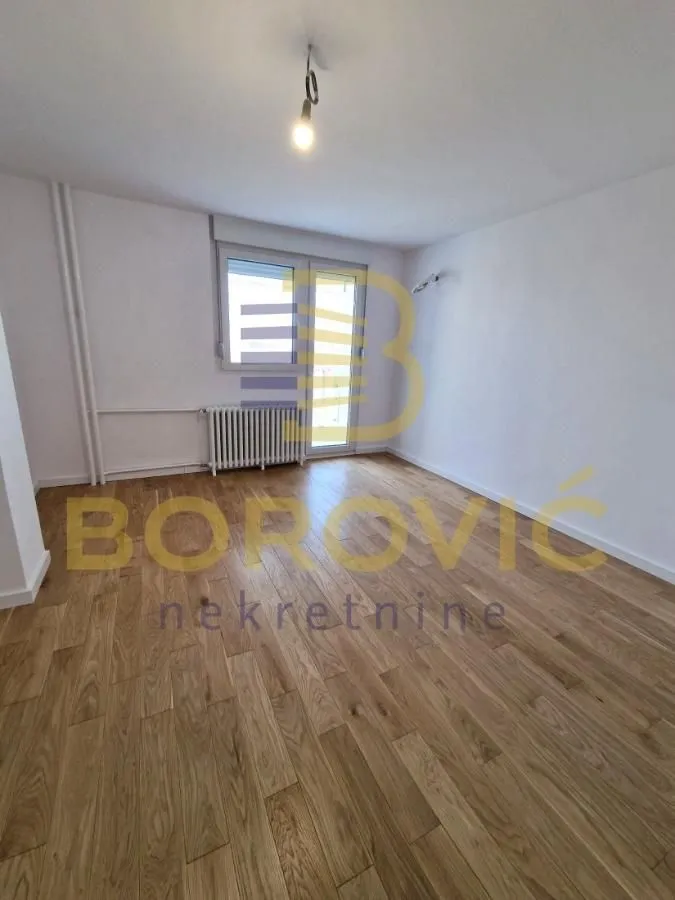 Prodaja, četvorosoban stan, 95m², Novi Beograd Blok 37, Novi Beograd Sve Podlokacije