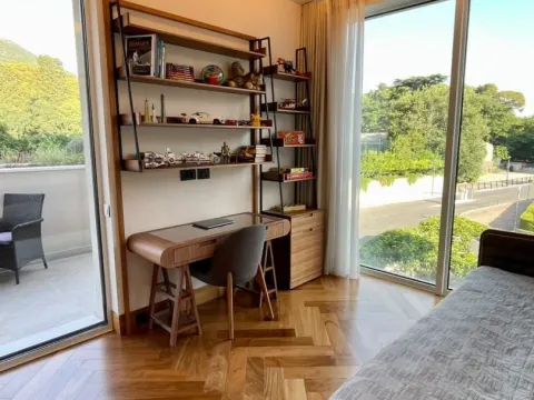 Rent, two bedroom apartment, 146m², Porto Montenegro, Tivat - image 8