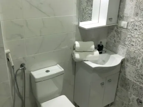 Izdavanje, trosoban stan, 75m², Ulcinj, Crna Gora - image 10