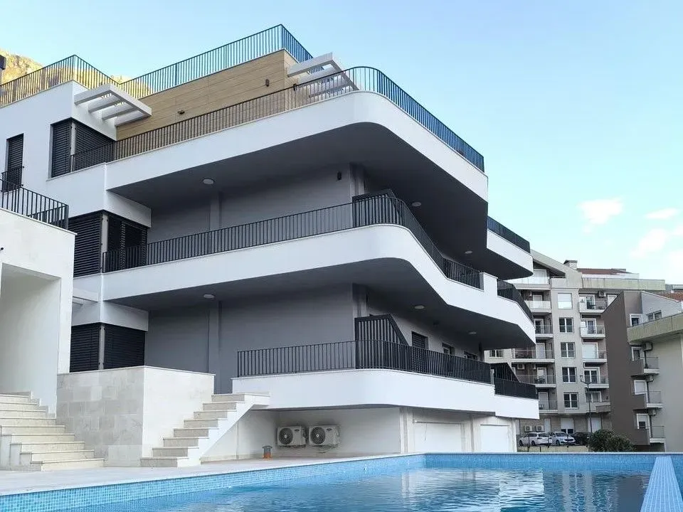 Sale, two bedroom apartment, 51m², Dobrota, Kotor