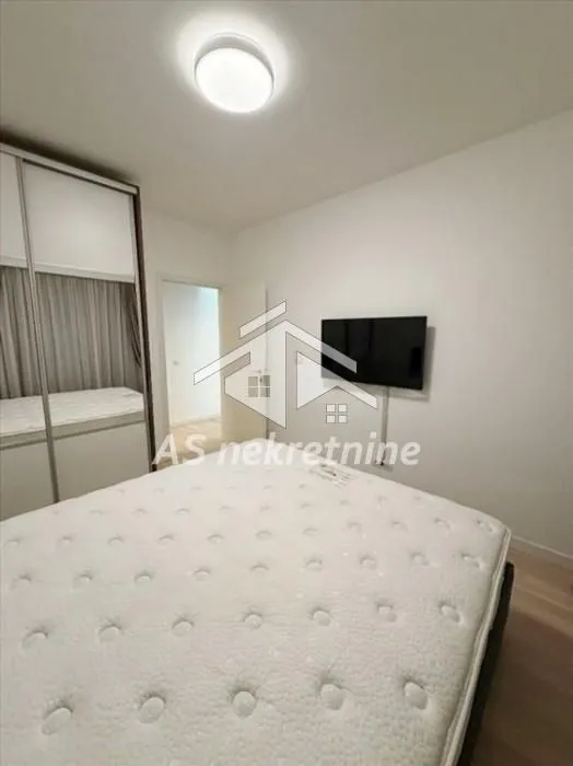 Prodaja, dvosoban stan, 55m², Novi Beograd Blok 65, Novi Beograd Sve Podlokacije