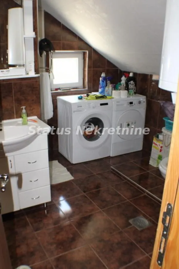Prodaja, kuća, 153m², Petrovaradin, Novi Sad