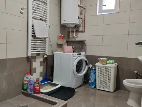 Prodaja, kuća, 142m², Apelovac, Niš - image 12