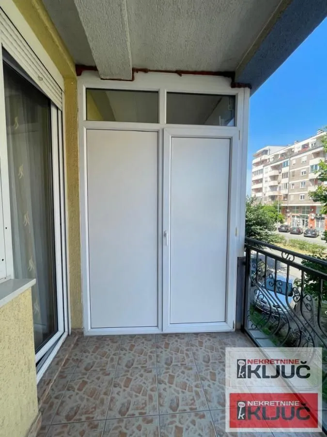 Izdavanje, jednosoban stan, 41m², Nova Detelinara, Novi Sad Sve Podlokacije
