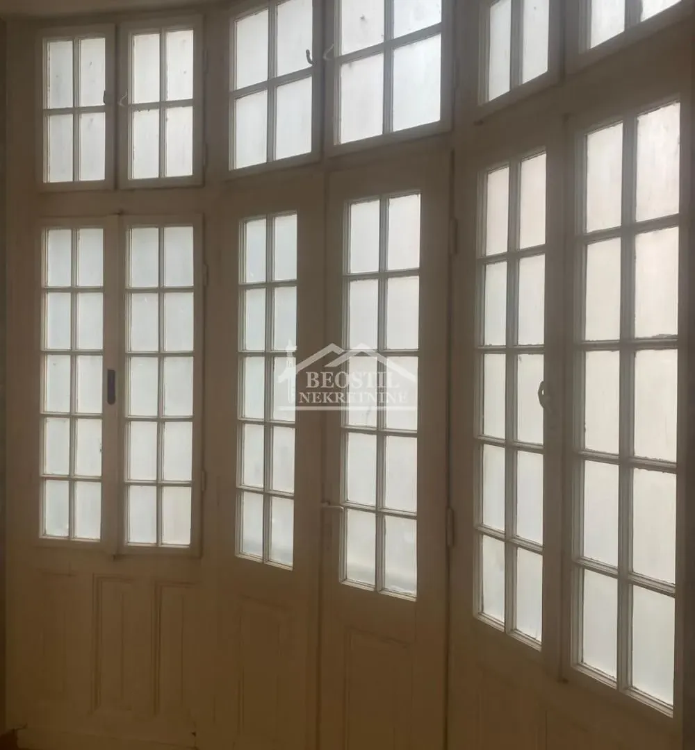 Rent, four bedroom apartment, 135m², Skadarlija, Beograd