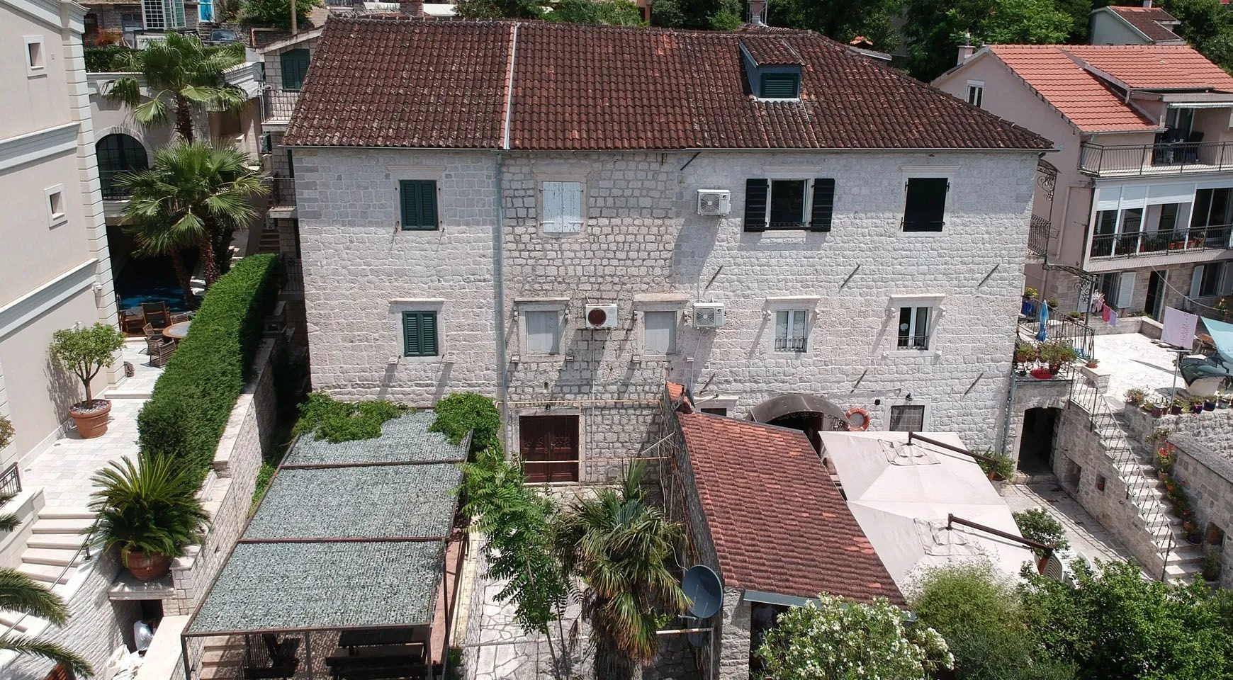 Prodaja, kuća, 166m², Dobrota, Kotor