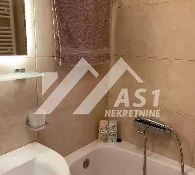 Izdavanje, dvosoban stan, 36m², Centar, Novi Sad - image 10