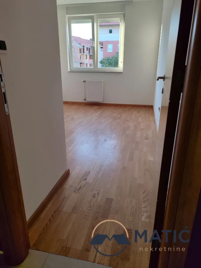 Sale, three bedroom apartment, 63m², Sajmište, Novi Sad