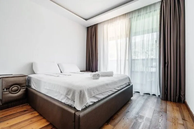 Prodaja, stan, 300m², Boreti, Budva