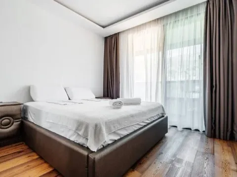 Prodaja, stan, 300m², Boreti, Budva - image 1
