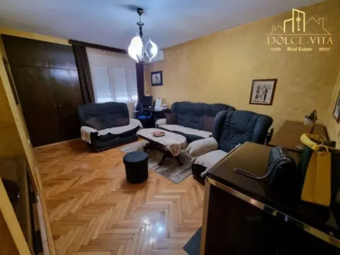 Izdavanje, dvosoban stan, 70m², Zabjelo, Podgorica