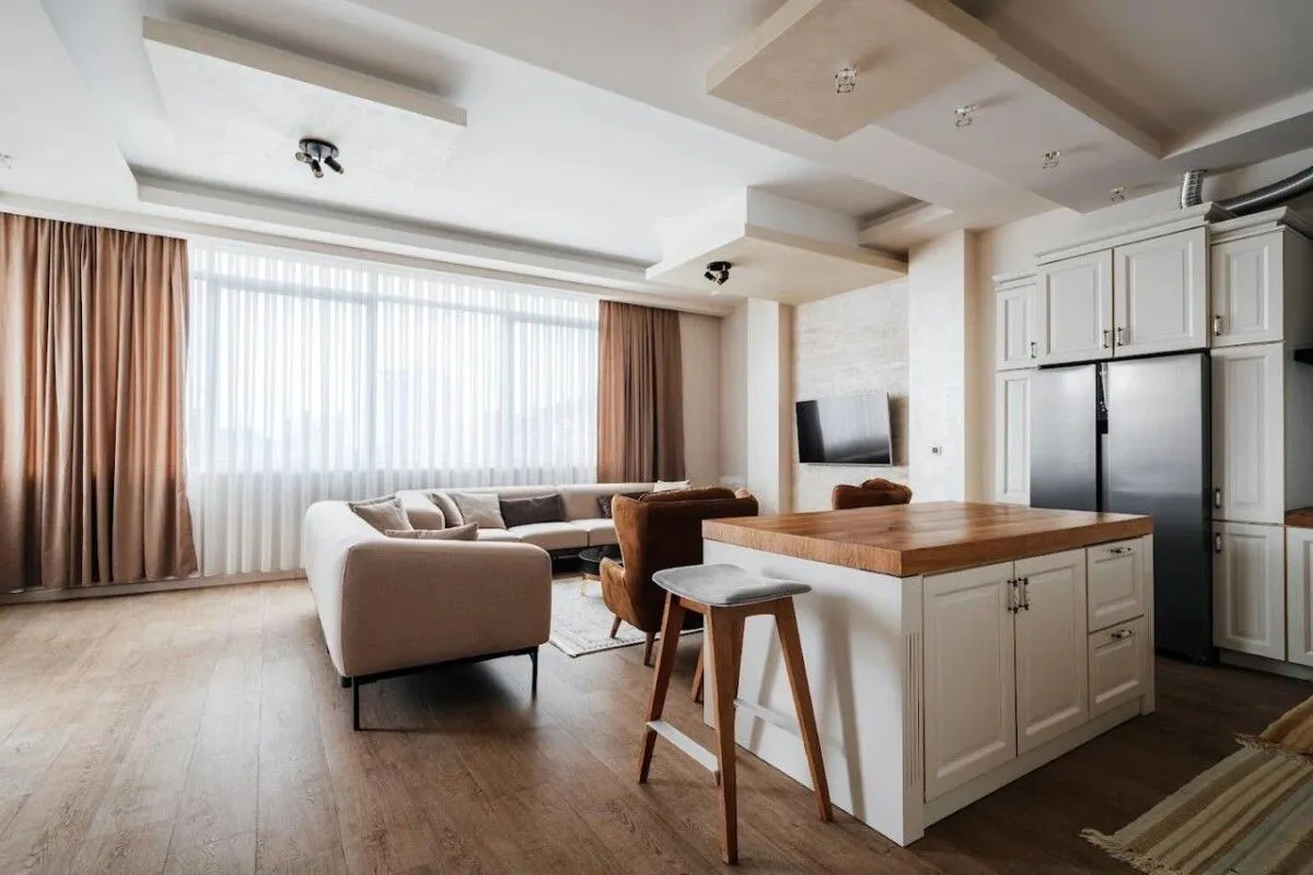 Prodaja, dvosoban stan, 120m², Centar, Budva