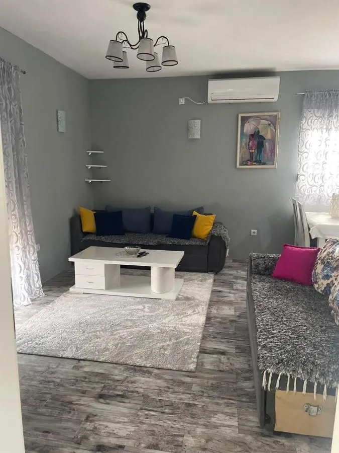 Rent, one bedroom apartment, 60m², Malo Brdo, Podgorica