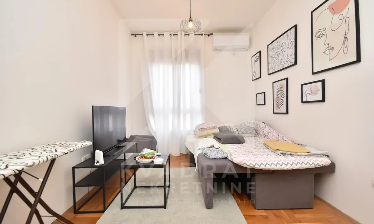 Rent, studio apartment, 25m², City Kvart, Podgorica