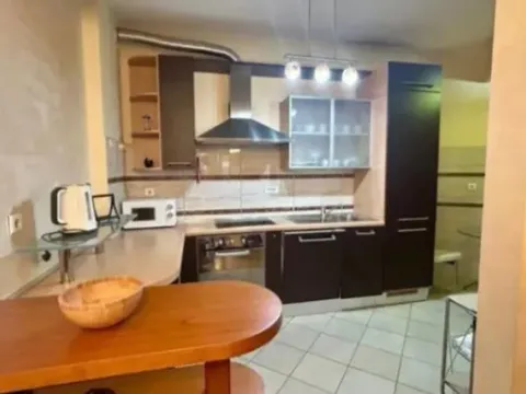 Prodaja, dvosoban stan, 100m², Stara Varoš, Podgorica - image 7