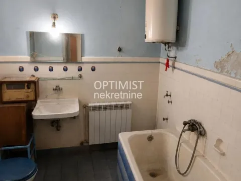 Prodaja, trosoban stan, 77m², Stari Grad, Beograd - image 14