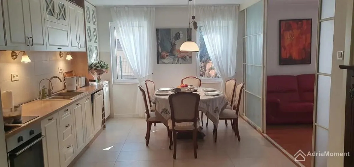 Sale, three bedroom apartment, 121m², Petrovac, Budva