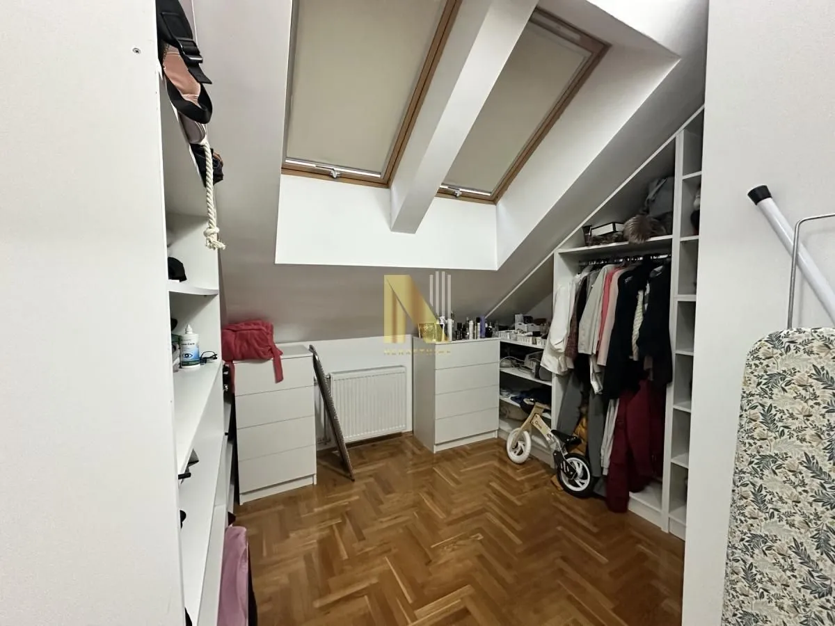Prodaja, četvorosoban stan, 108m², Bulevar patrijarha Pavla, Novi Sad Sve Podlokacije