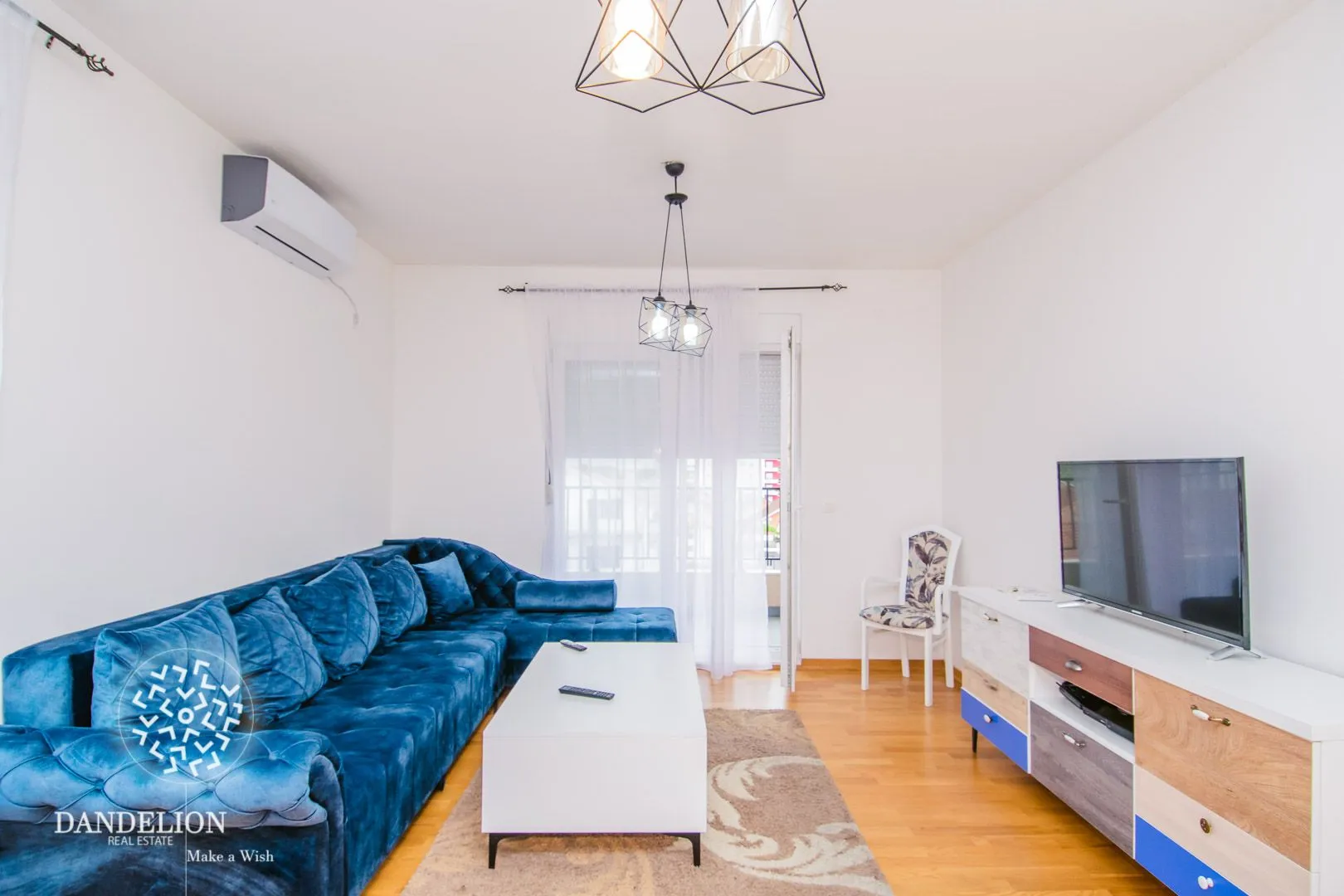 Izdavanje, jednosoban stan, 56m², Stari Aerodrom, Podgorica