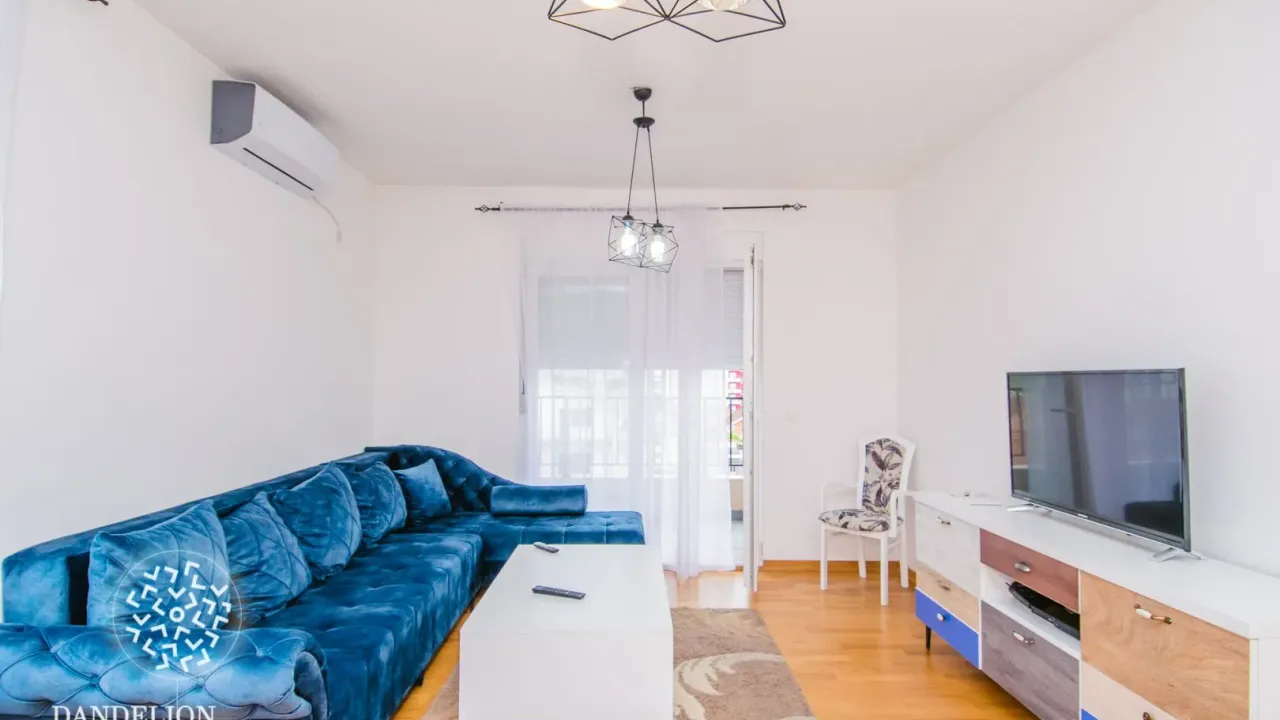 Izdavanje, jednosoban stan, 56m², Stari Aerodrom, Podgorica