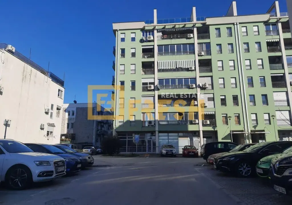 Prodaja, dvosoban stan, 69m², Bar, Crna Gora