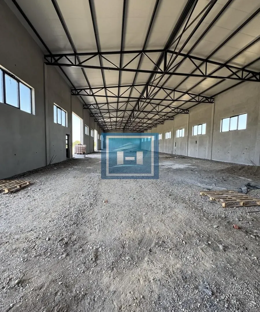 Rent, office space, 1100m², Jagodina, Srbija