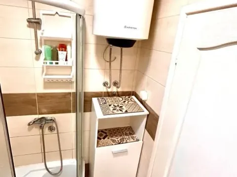 Rent, one bedroom apartment, 40m², Zlatica, Podgorica - image 2