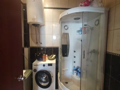 Prodaja, kuća, 221m², Stara Varoš, Podgorica - image 7