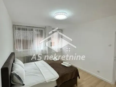 Izdavanje, trosoban stan, 60m², Novi Beograd Blok 1 Fontana, Novi Beograd Sve Podlokacije - image 10