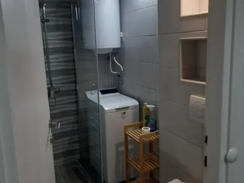 Izdavanje, dvosoban stan, 54m², Centar, Niš - image 14