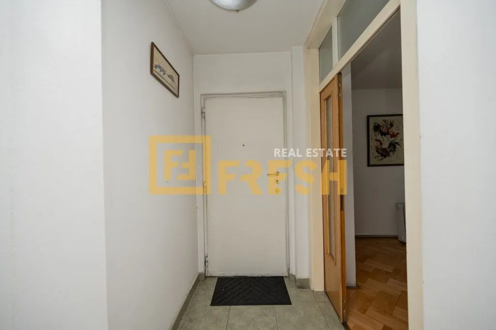 Sale, office space, 87m², Preko Morače, Podgorica