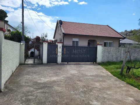 Izdavanje, kuća, 100m², Gornja Gorica, Podgorica - image 3