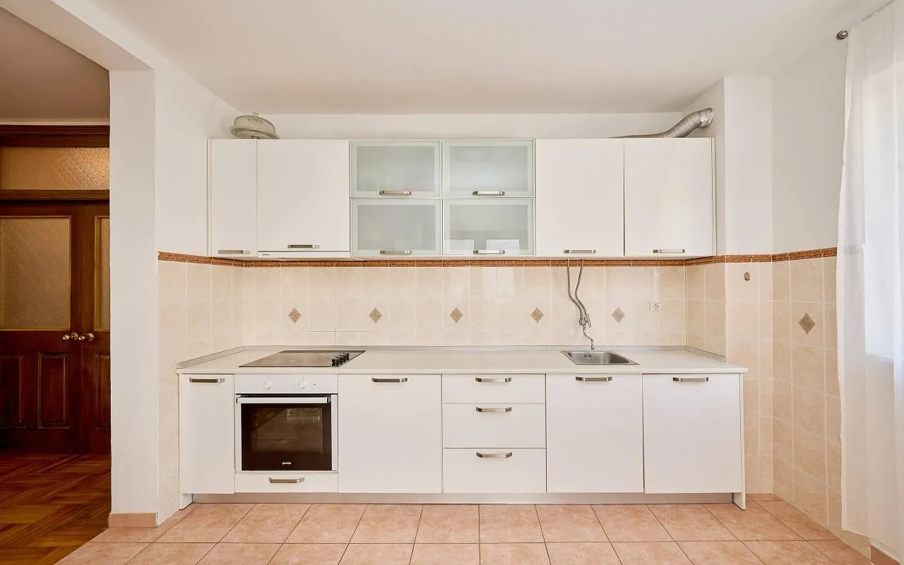Prodaja, dvosoban stan, 62m², Budva, Crna Gora