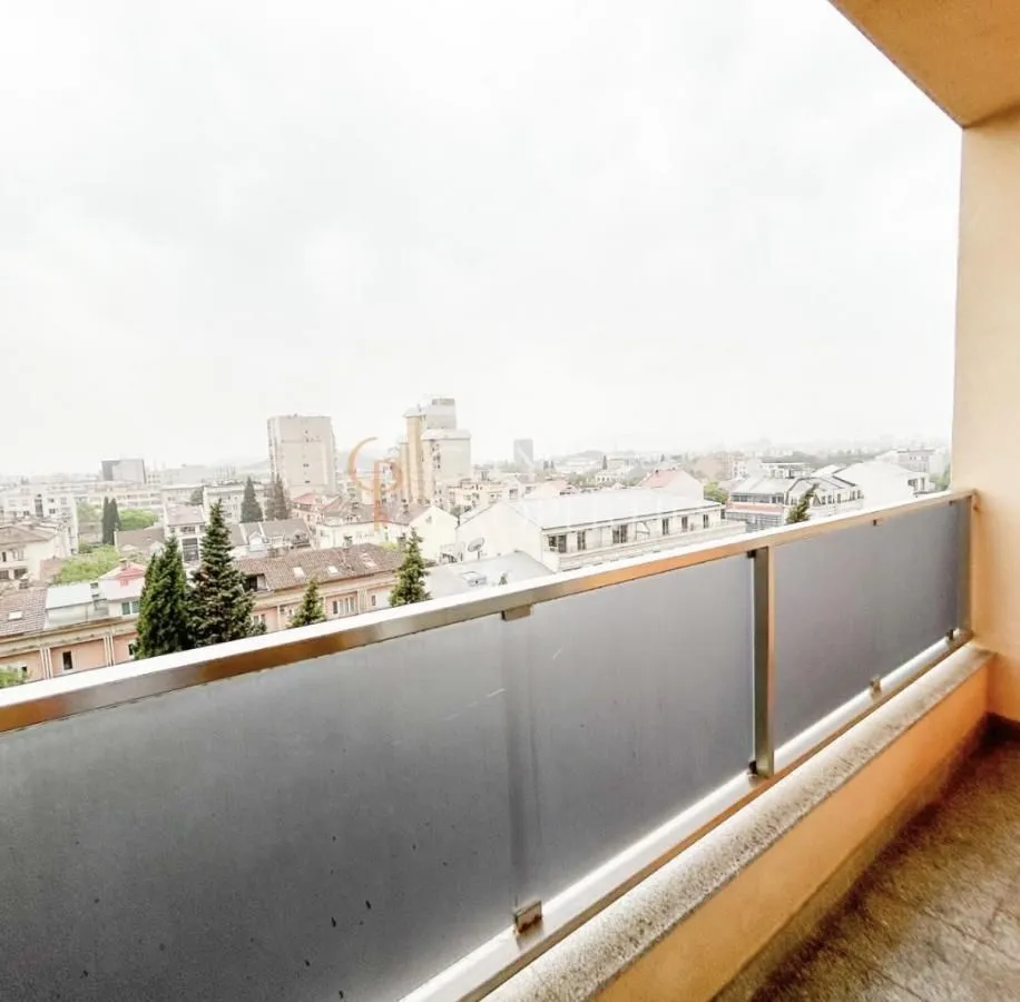 Izdavanje, stan, 55m², Centar, Podgorica