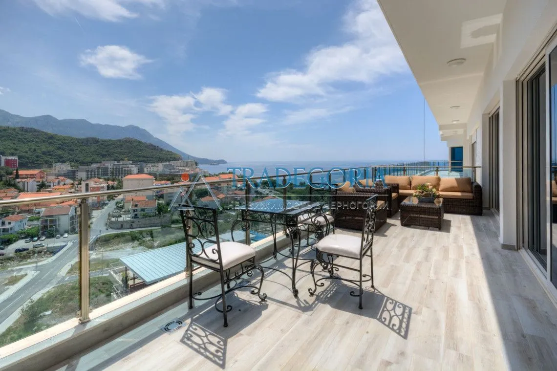 Prodaja, dvosoban stan, 82m², Bečići, Budva