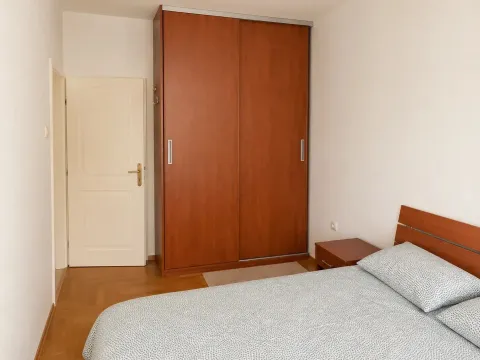 Rent, three bedroom apartment, 80m², Centar, Podgorica - image 6