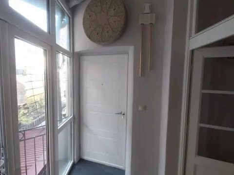 Prodaja, trosoban stan, 82m², Skadarlija, Beograd - image 8