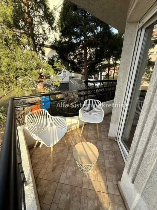 Rent, three bedroom apartment, 72m², Žarkovo, Beograd
