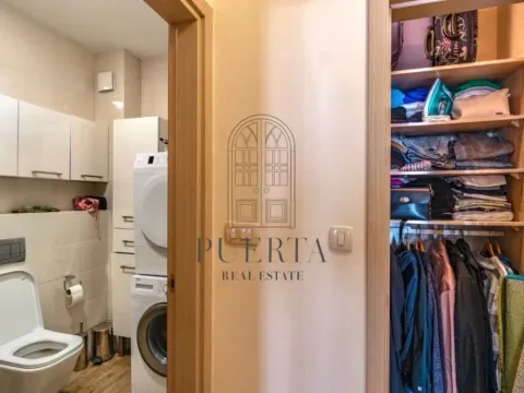 Prodaja, dvosoban stan, 72m², City Kvart, Podgorica - image 7