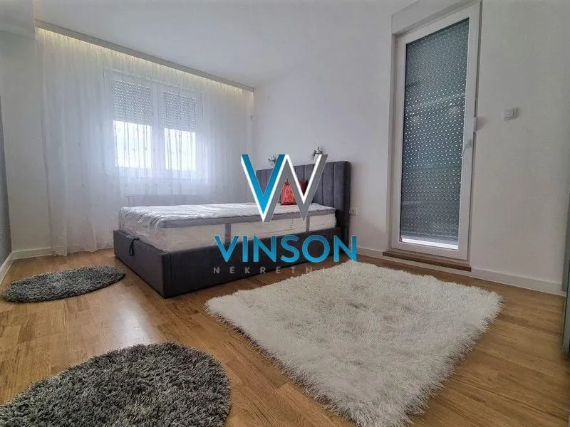 Prodaja, četvorosoban stan, 101m², Salajka, Novi Sad Sve Podlokacije