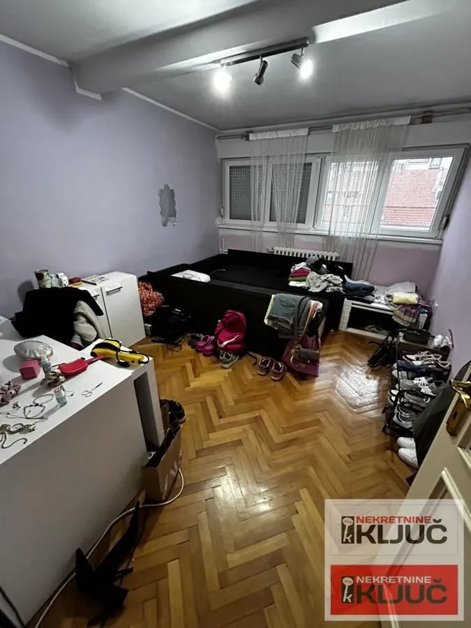 Prodaja, trosoban stan, 99m², Sajmište, Novi Sad