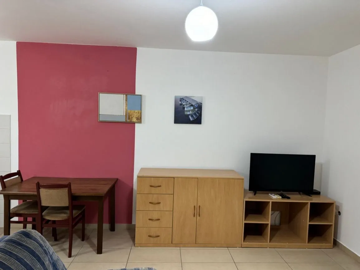 Izdavanje, garsonjera, 35m², Zagorič, Podgorica