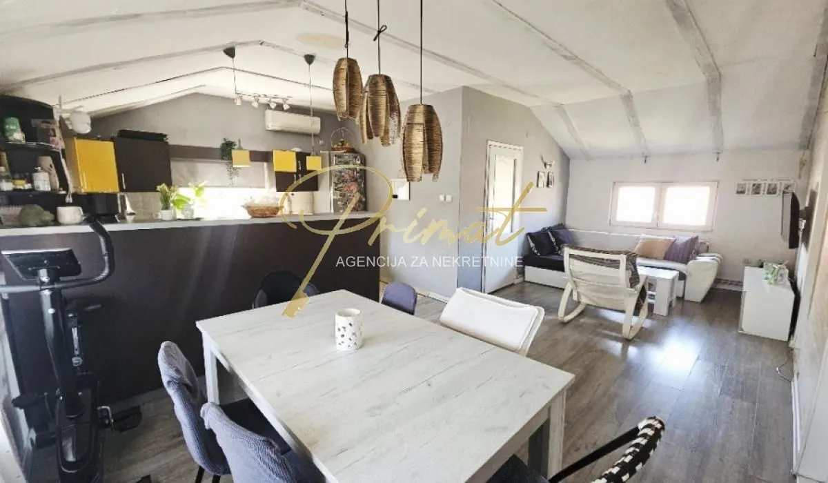 Prodaja, kuća, 148m², Borča 1, Borča Sve Podlokacije