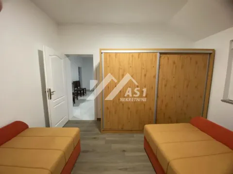 Izdavanje, trosoban stan, 67m², Stari Majur, Petrovaradin - image 5