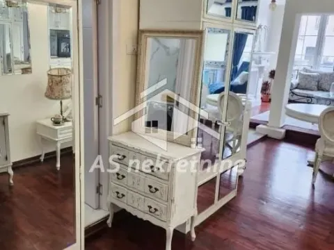 Rent, two bedroom apartment, 56m², Vračar Sve Podlokacije, Beograd - image 19