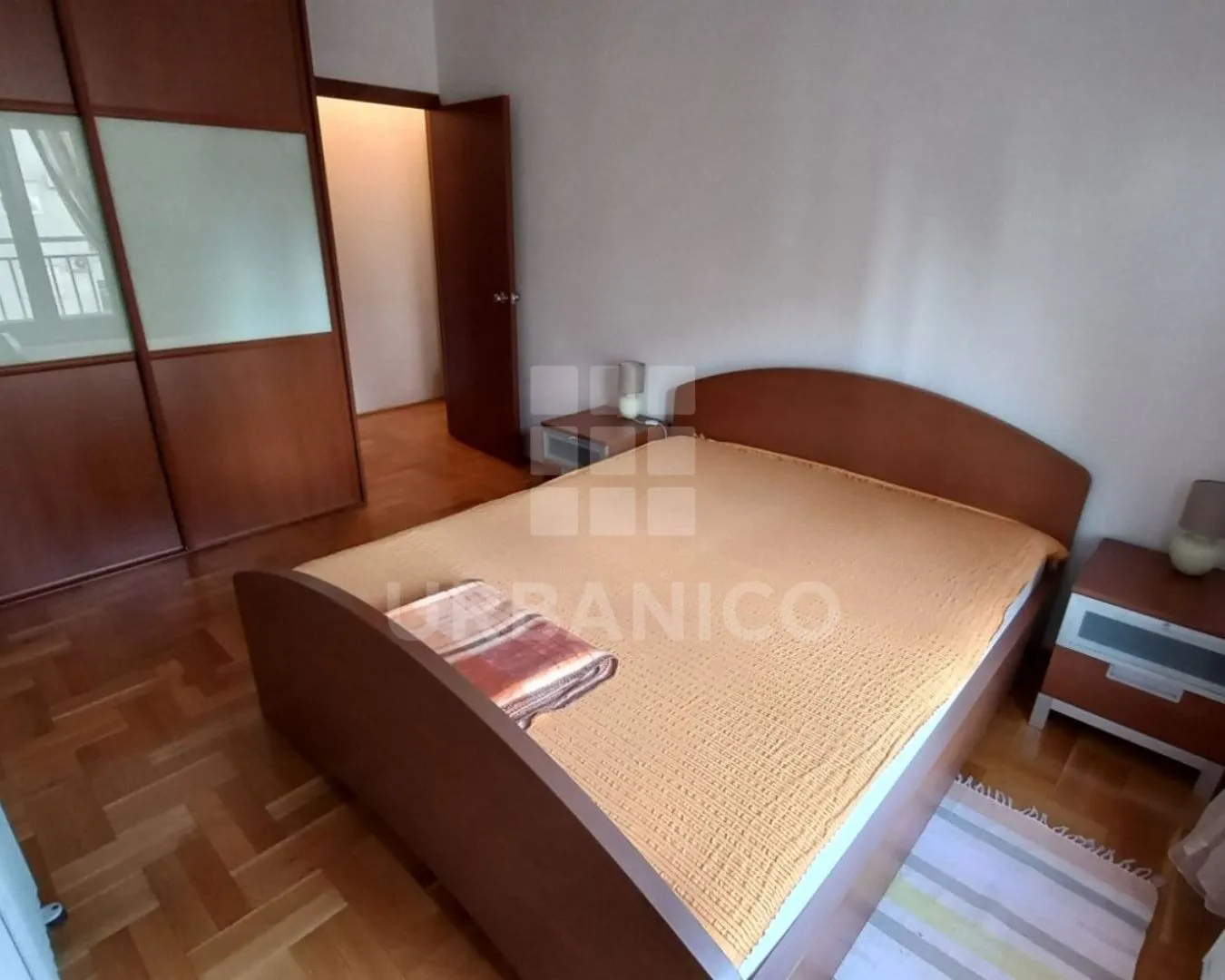Izdavanje, dvosoban stan, 62m², Blok 9, Podgorica