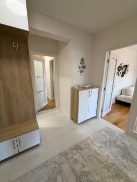 Rent, three bedroom apartment, 96m², Central Point, Podgorica - image 14