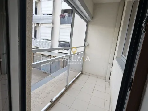Rent, one bedroom apartment, 43m², Tološi, Podgorica - image 9